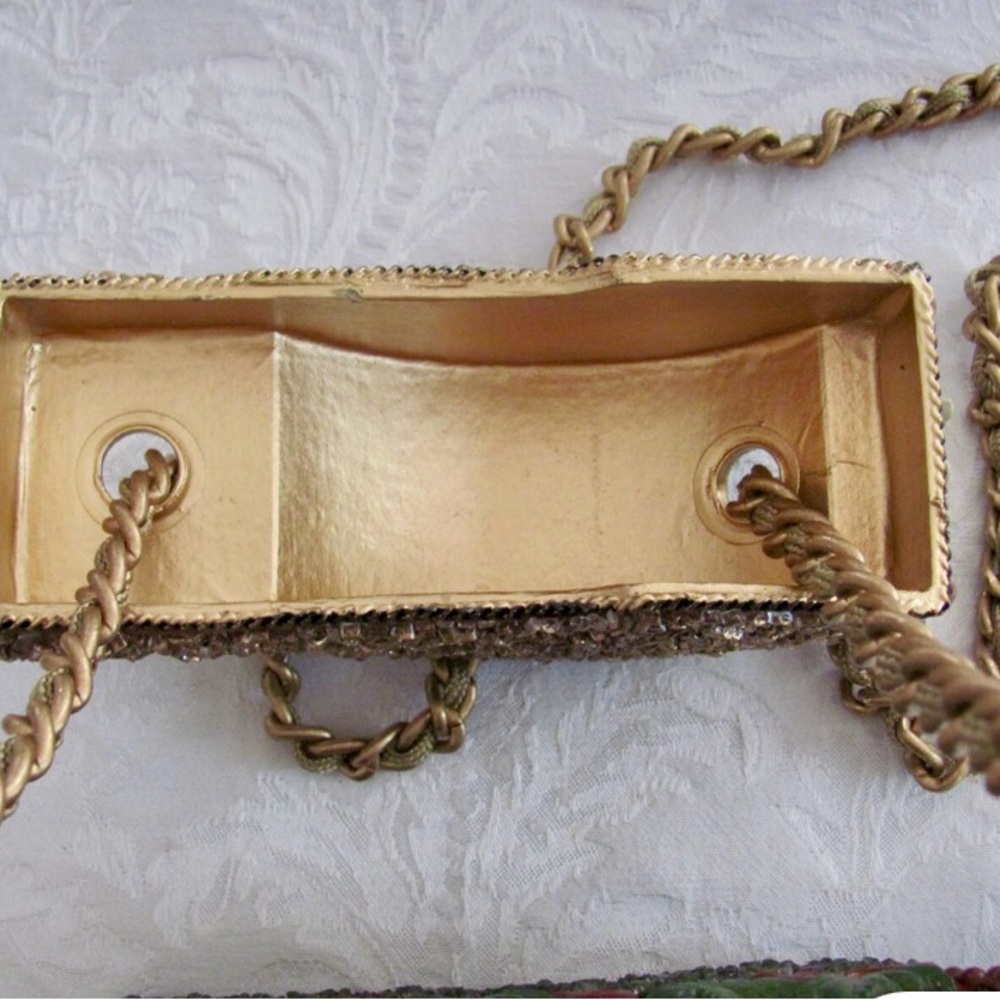 Mary Frances Vintage Crossbody Purse with Gold Chain Zebra Giraffe Elephant - Picture 6 of 7